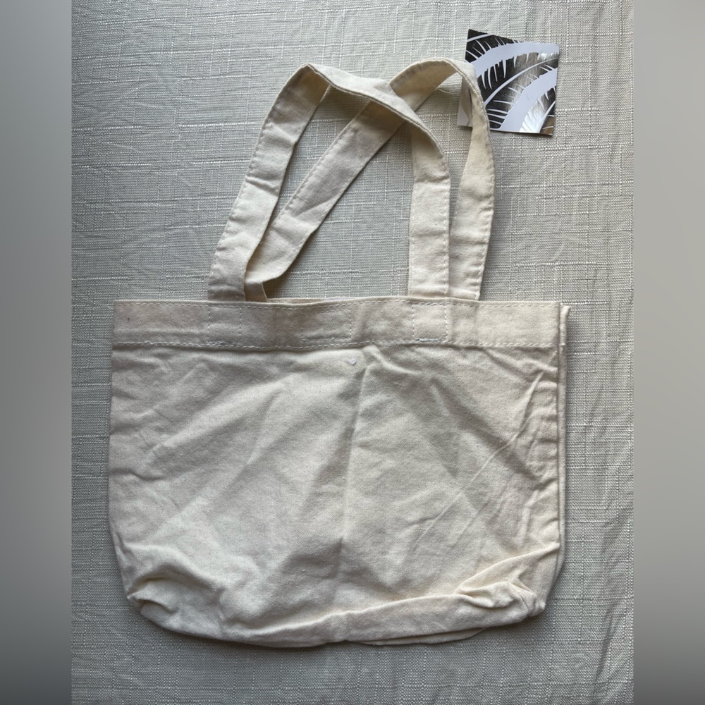Aloha Tote - Picture 2 of 2